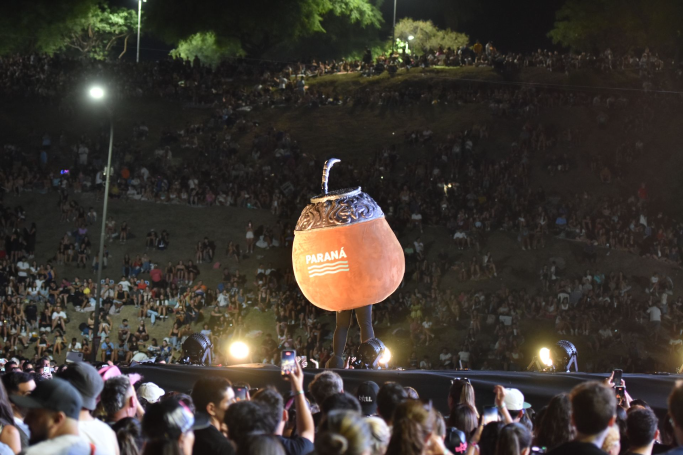 El impacto turístico del verano 2026 superó los 300 mil millones de pesos en Entre Ríos