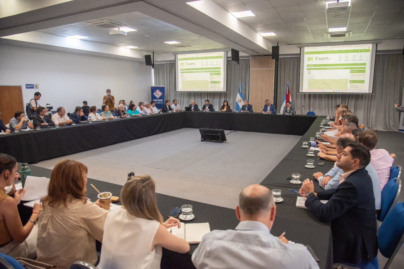 Frigerio dialogó con legisladores provinciales sobre la reforma previsional