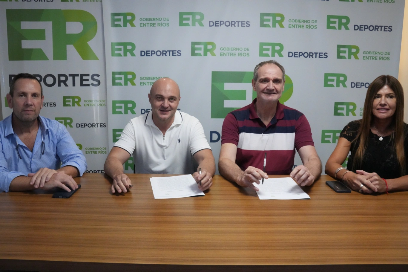 Deportes y Salud articulan acciones para fortalecer la salud mental