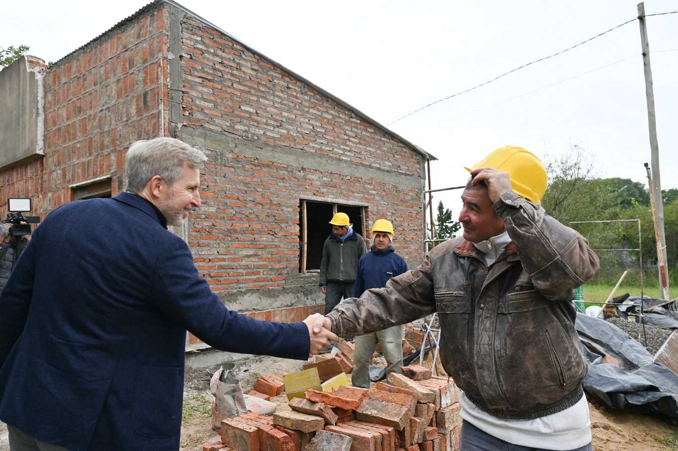 La provincia realiza mejoras históricas en un edificio escolar de cinco décadas de La Paz