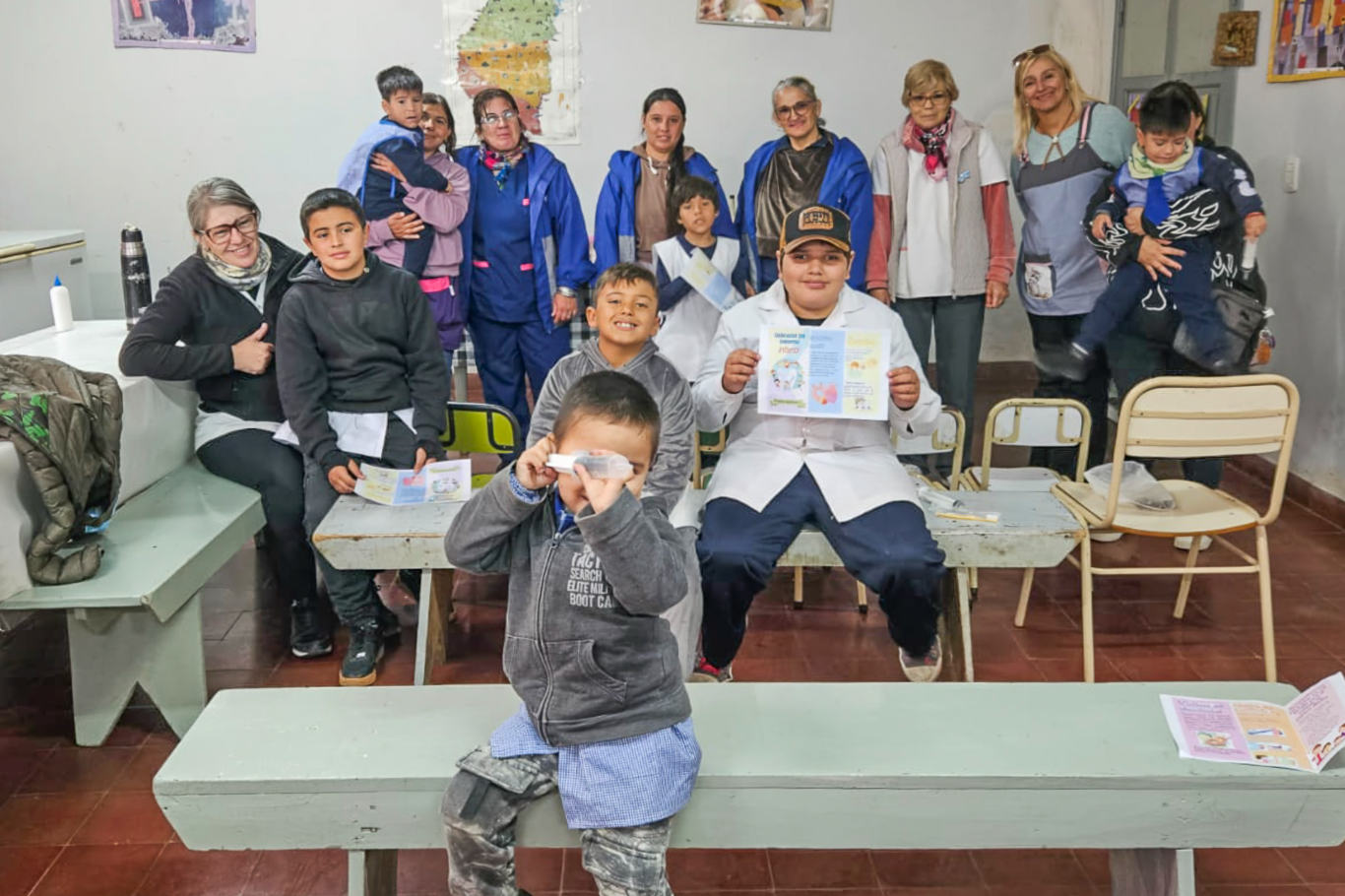 El centro de salud Brazo Largo realizó acciones de prevención y vacunación en una escuela de Villa P