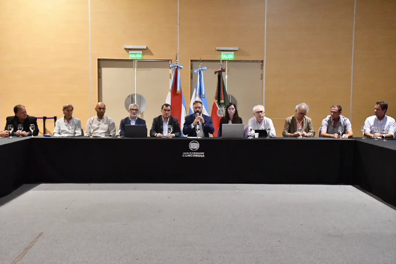 Se conformó una mesa interinstitucional con actores de la cadena frutícola