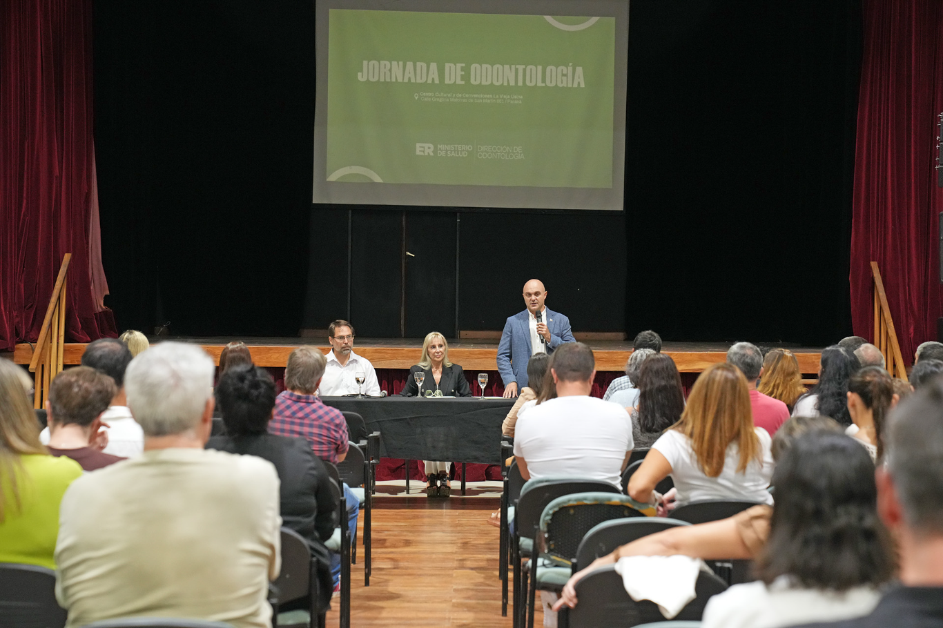 Equipos de salud trabajan para mejorar la atención odontológica en hospitales y centros de salud