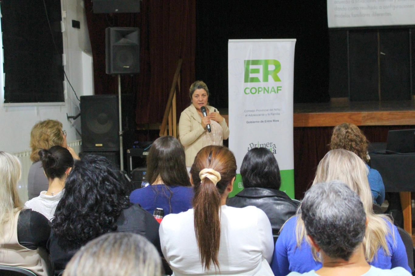 Capacitación en prevención de consumos problemáticos en niñas, niños y adolescentes