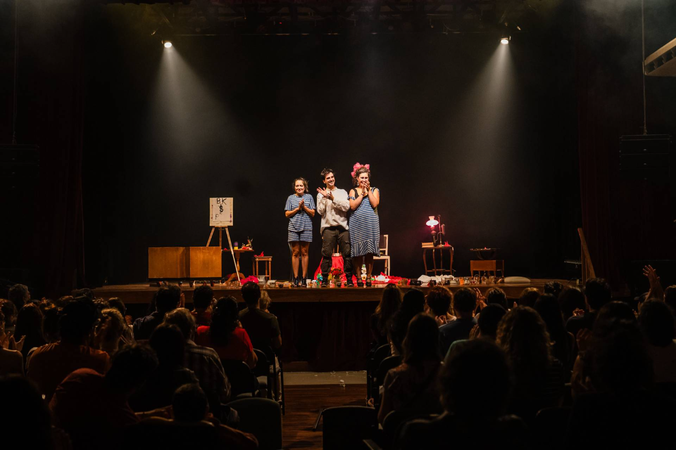 Dieron a conocer las obras seleccionadas para la temporada 2026 del ciclo Un Domingo de Teatro