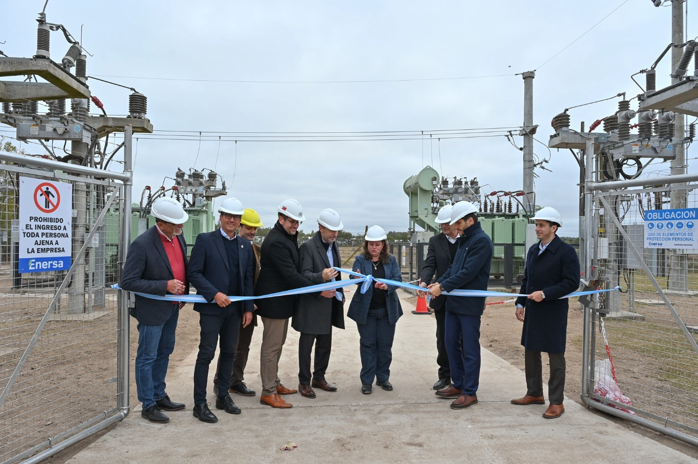 Los gobernadores de Entre Ríos y Santa Fe inauguraron una nueva subestación de energía en General Ra