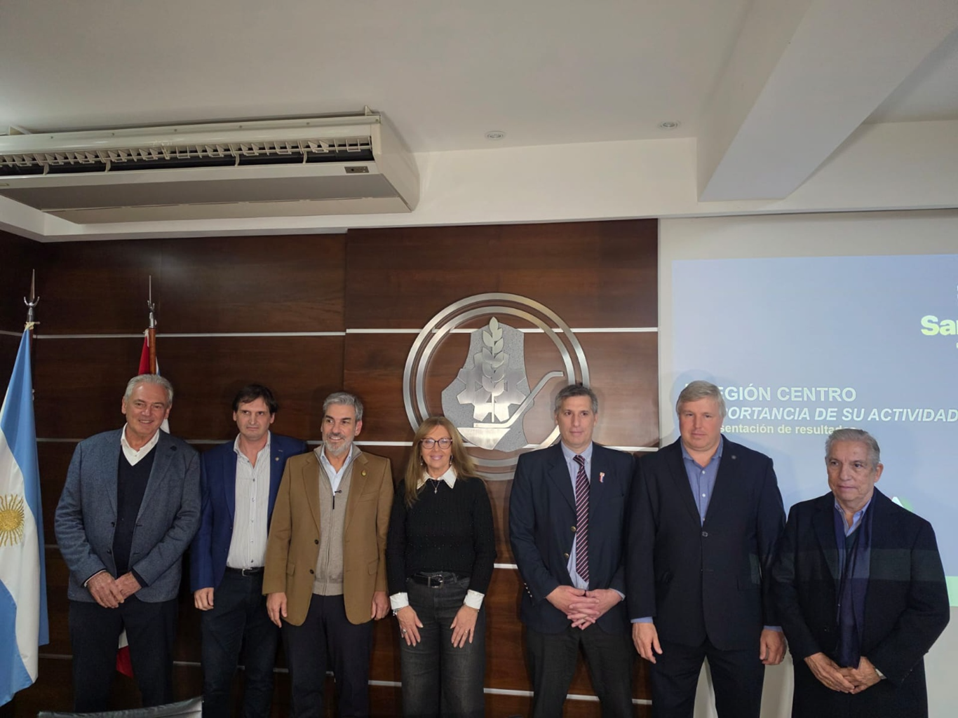 La Región Centro presentó un informe que aporta datos al debate sobre federalismo fiscal y distribuc