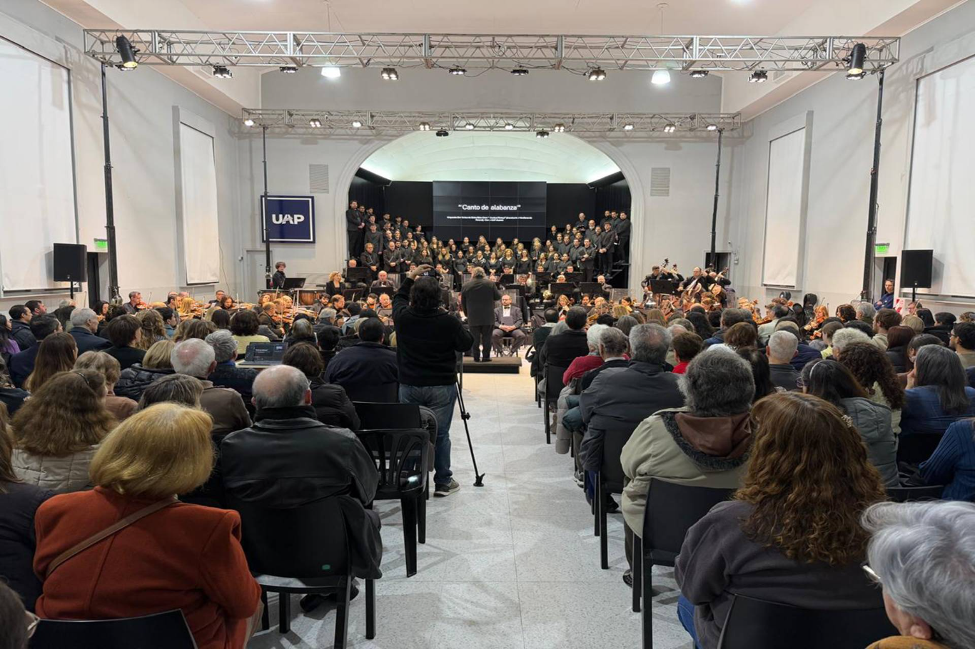 La Sinfónica de Entre Ríos se presentó a sala llena en Libertador San Martín