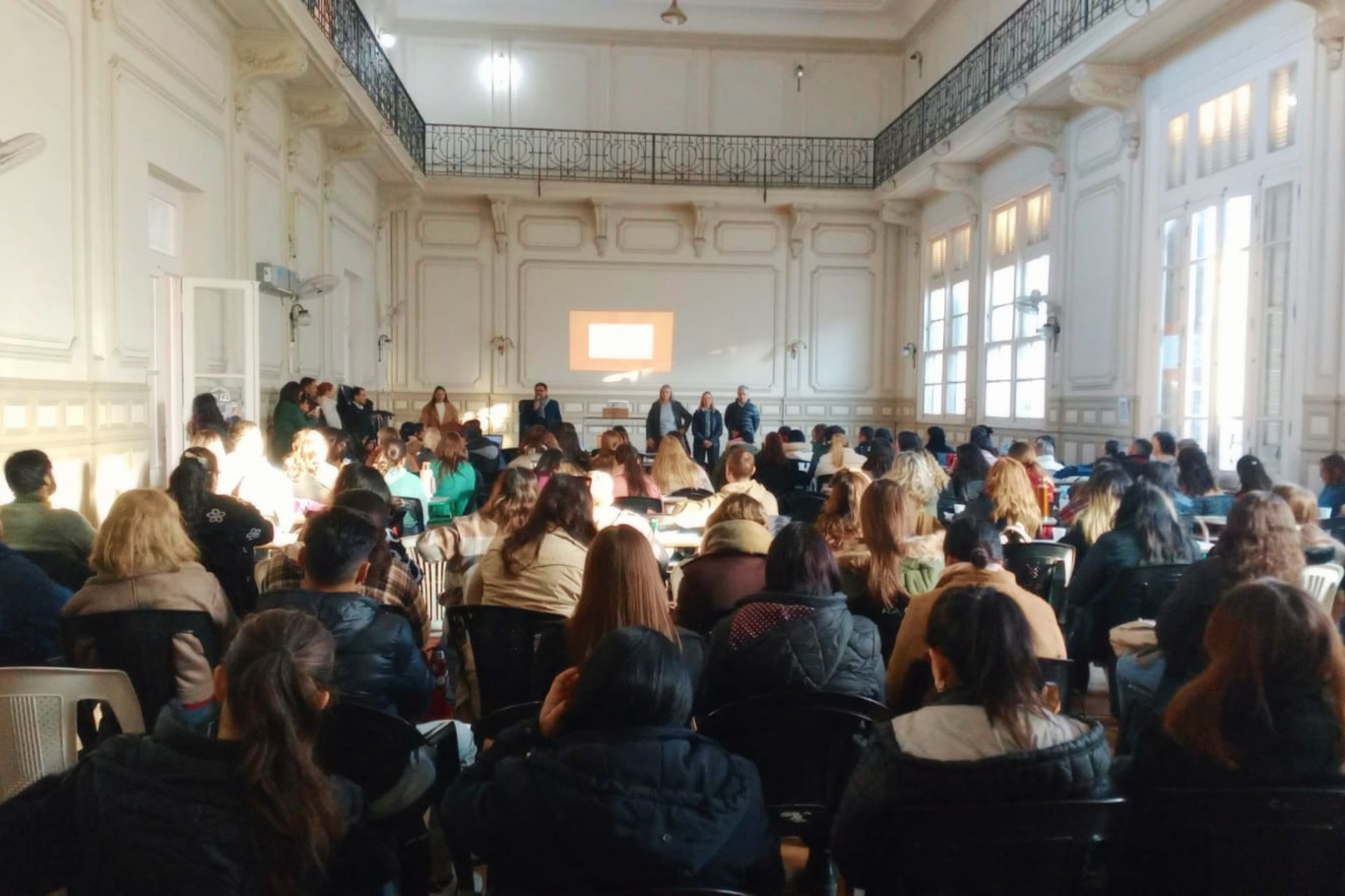 Docentes participaron de una nueva capacitación del programa Red de Escuelas que Transforman