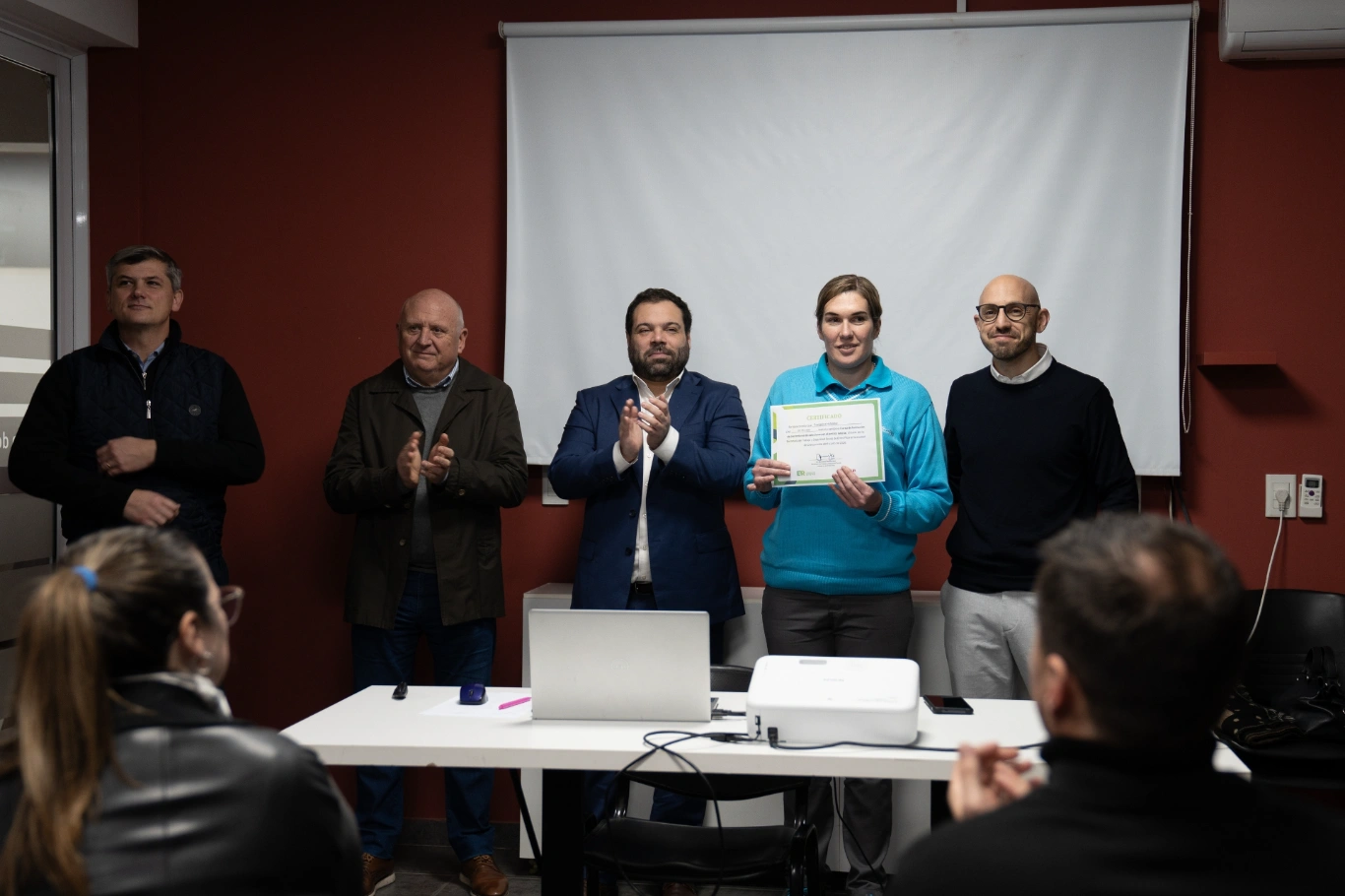 El gobierno formó a trabajadores de La Agrícola Regional como preventores de adicciones
