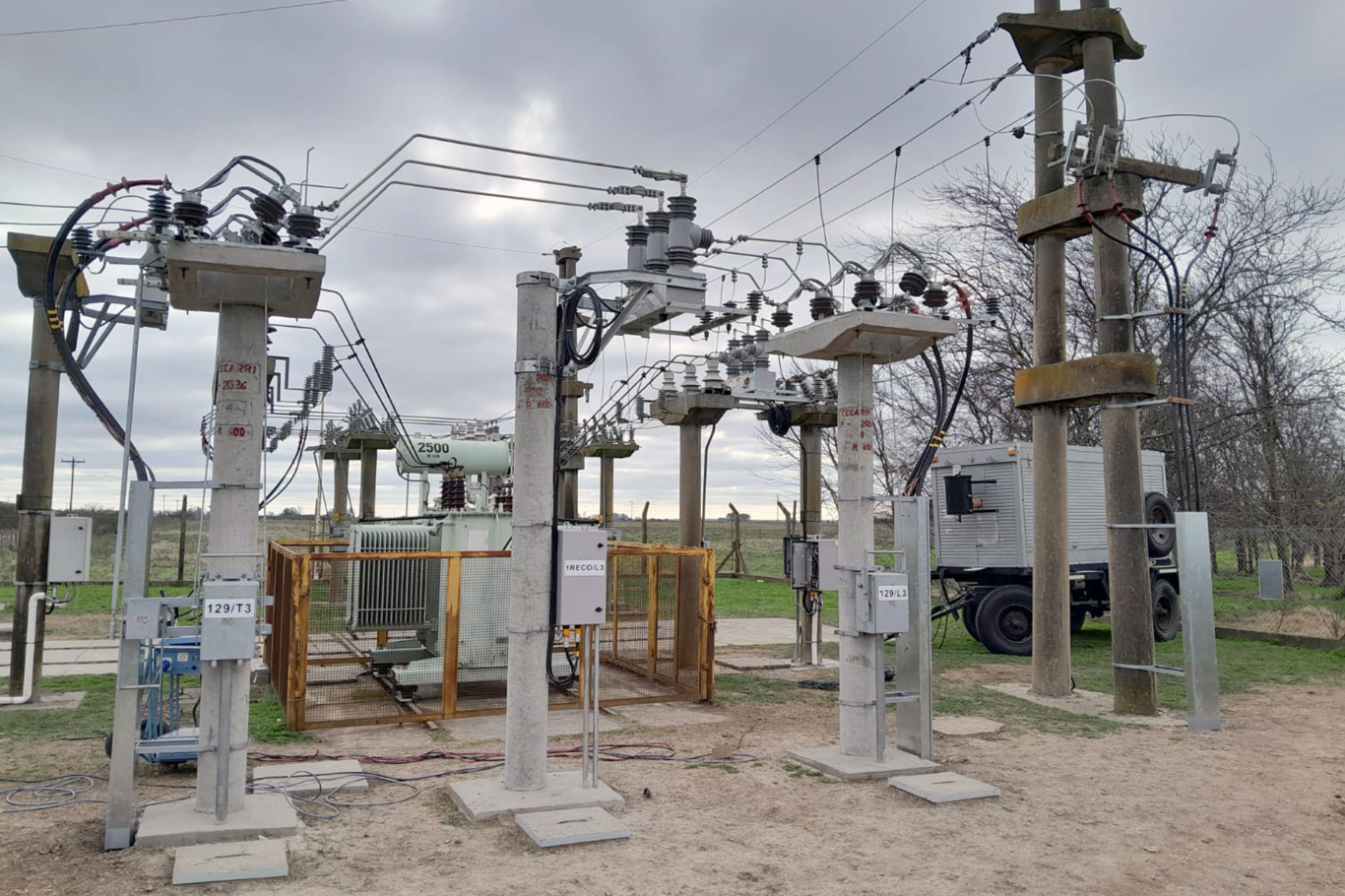 Enersa mejora el abastecimiento eléctrico en la zona rural de Gualeguay