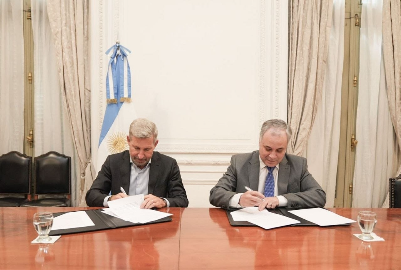 Entre Ríos firmó un acuerdo histórico con la Nación: ANSES transferirá 120.000 millones para compensar parte del déficit previsional