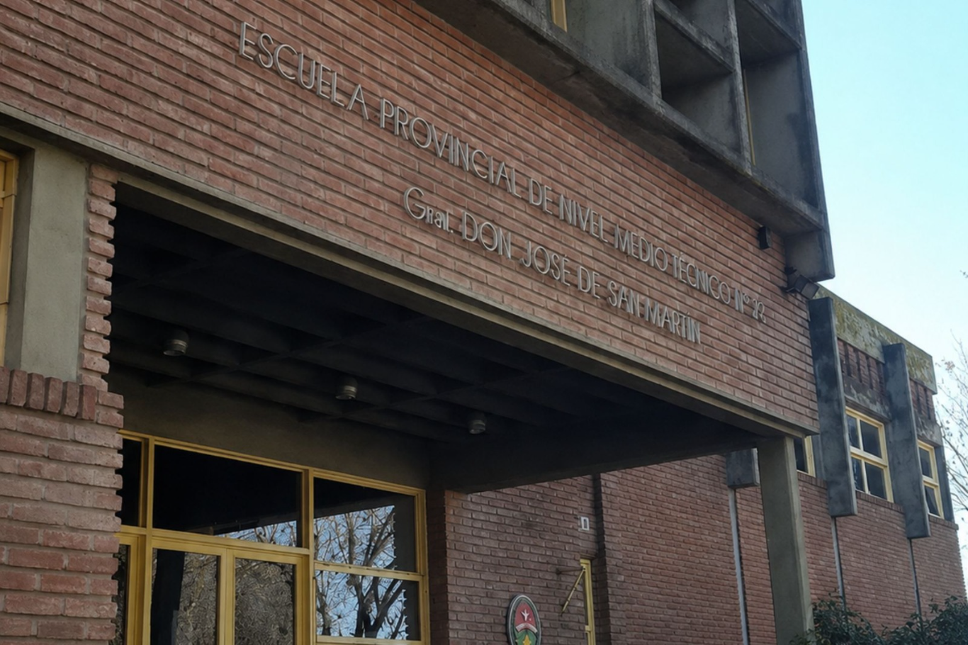 Se inician intervenciones edilicias para mejorar instalaciones de la Escuela Técnica de Crespo