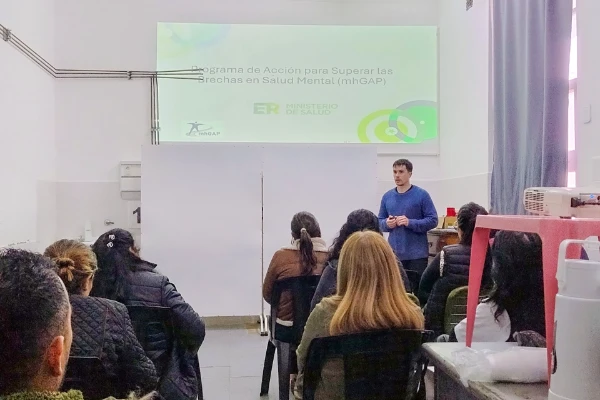 Capacitación en salud mental para equipos del hospital San José de Diamante