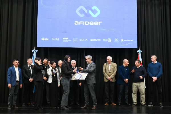 Con la premiación a estudiantes cerraron las Jornadas de Emprendimiento e Innovación Entre Ríos 2026