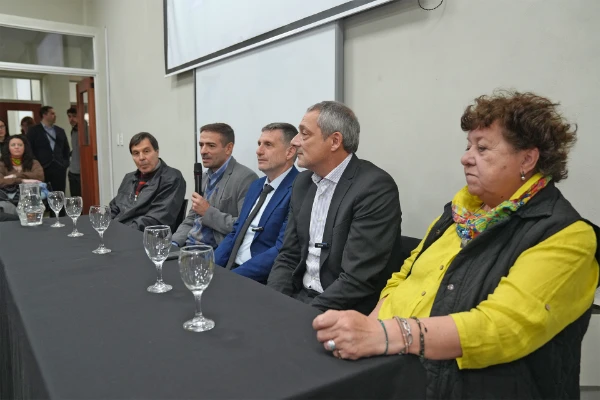El Ministerio de Salud de Entre Ríos brindó una capacitación en anafilaxia a estudiantes de Uader