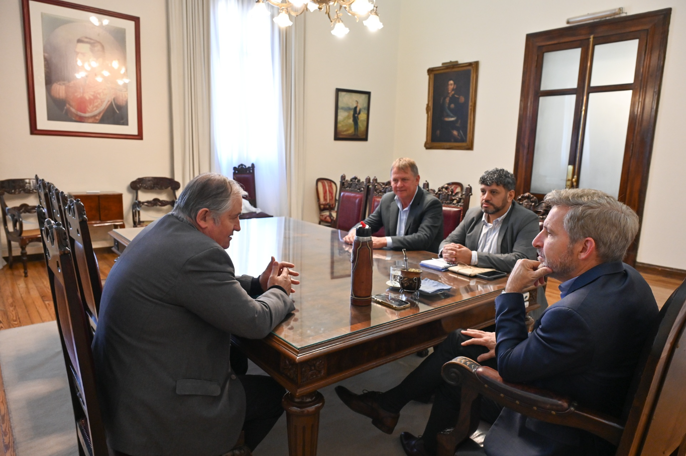 El gobierno provincial y Aranguren trabajan en producción e infraestructura