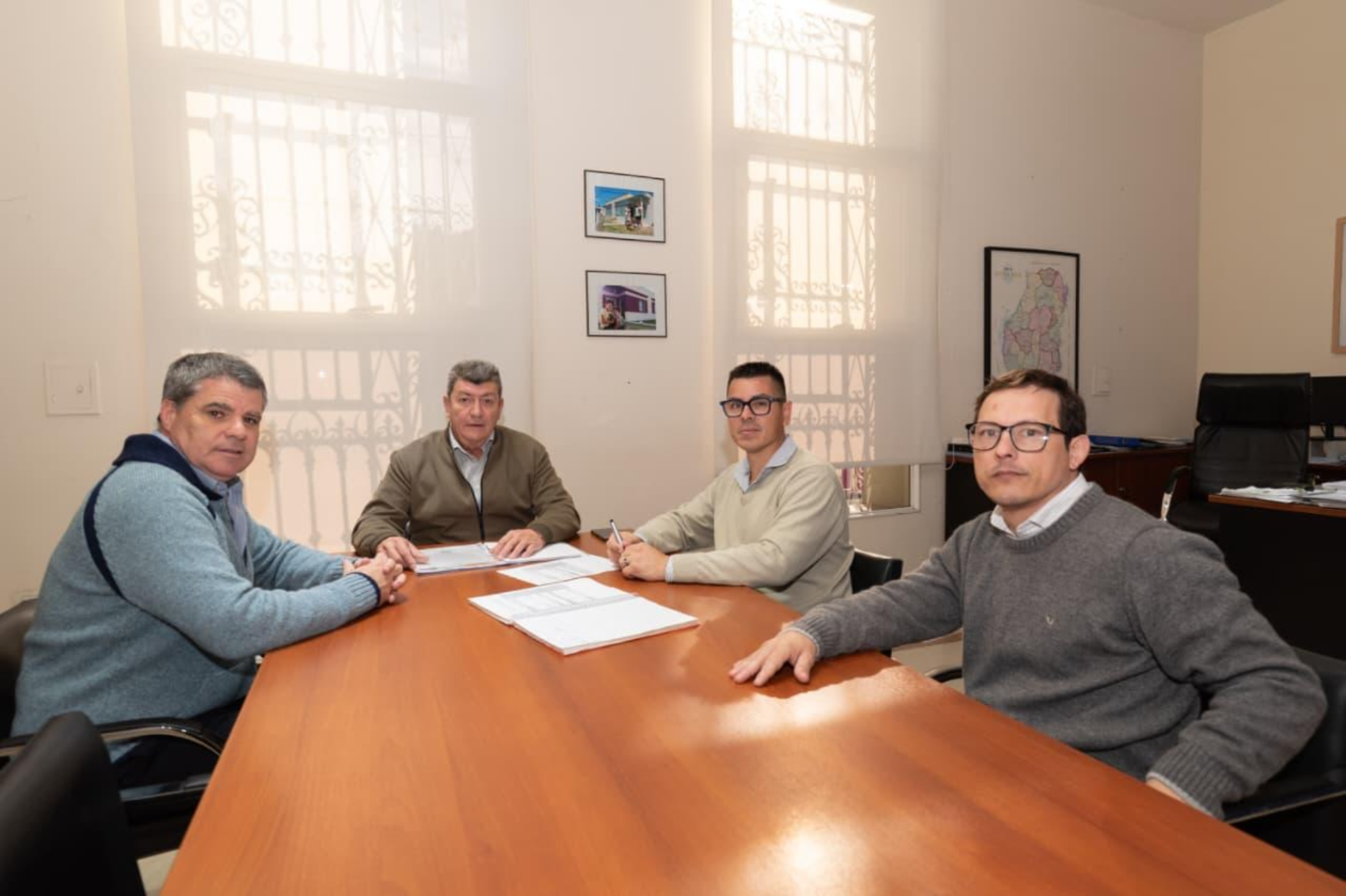 IAPV coordina con municipios para impulsar soluciones habitacionales